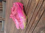 Voetbalschoenen Nike 36,5, Sport en Fitness, Voetbal, Ophalen, Gebruikt, Schoenen, Maat S