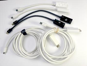 Mini Display Port < > HDMI adapter beschikbaar voor biedingen