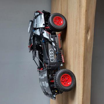 Lego technic Audi e-tron  beschikbaar voor biedingen