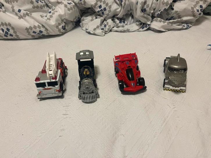4 Stuks Speelgoed Auto's: Brandweer, Trein, Race & Haai!, Kinderen en Baby's, Speelgoed | Overig, Gebruikt, Jongen of Meisje, Ophalen