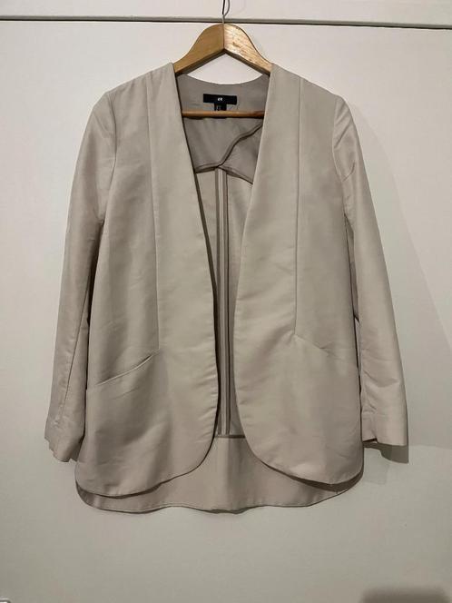 H&M blazer colbert maat 40 creme off-white mooi, Kleding | Dames, Jasjes, Kostuums en Pakken, Zo goed als nieuw, Jasje, Maat 38/40 (M)