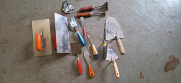 Metsel en voeg Gereedschap, metseltroffel, plakspaan beschikbaar voor biedingen