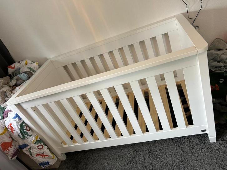 Baby Doorgroei Ledikant merk marbella twf, Kinderen en Baby's, Babywiegjes en Ledikanten, Zo goed als nieuw, Ledikant, Ophalen