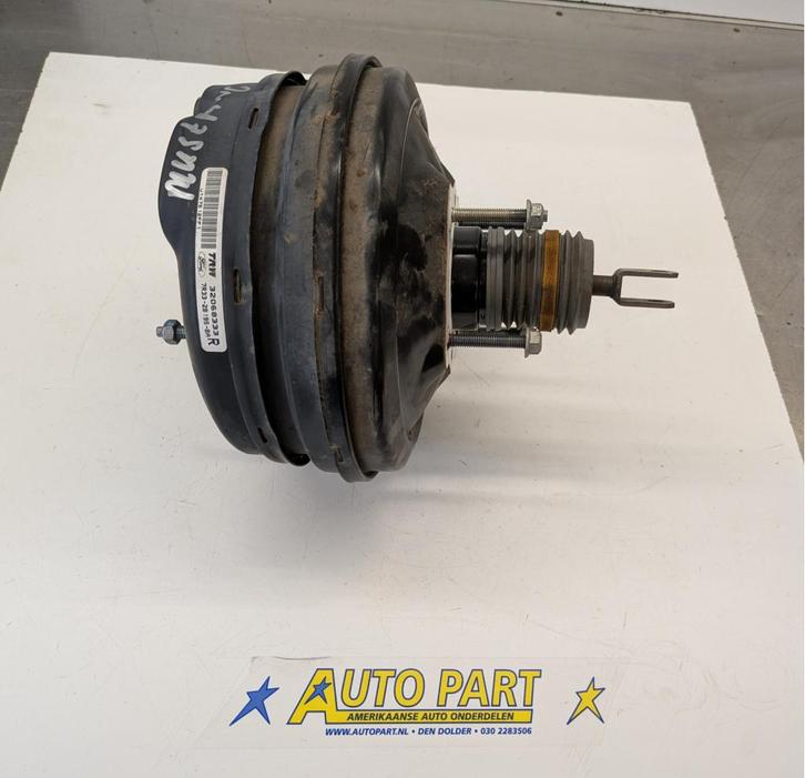 Ford Mustang rembekrachtiger 2005-2008, Auto-onderdelen, Remmen en Aandrijving, Amerikaanse onderdelen, Ford, Ford USA, Gebruikt