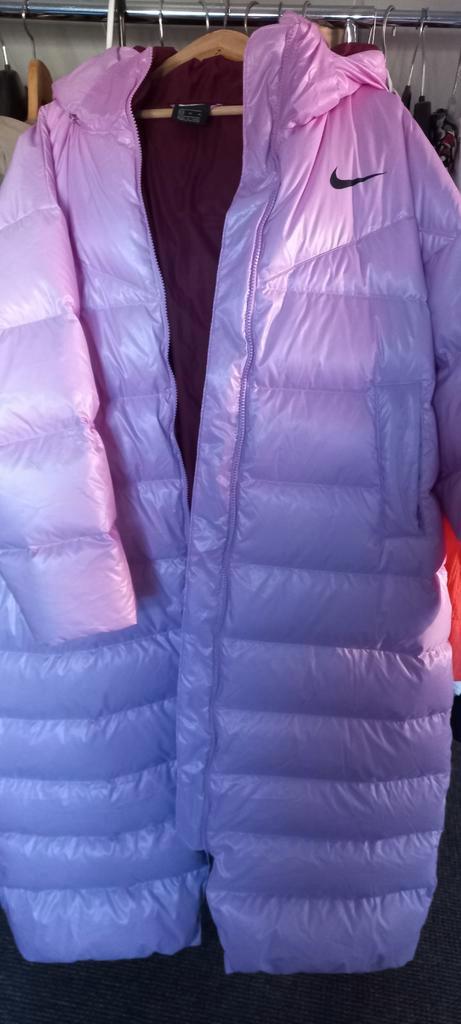 Winterjas van Nike lang mt xl, Kleding | Dames, Jassen | Winter, Zo goed als nieuw, Roze, Ophalen of Verzenden