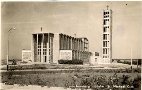 Schaesberg - Eikske St Michael kerk, Verzamelen, Ansichtkaarten | Nederland, Ongelopen, Limburg, 1940 tot 1960, Ophalen of Verzenden
