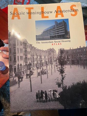 Atlas sociale woningbouw amsterdam beschikbaar voor biedingen