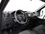 Renault Master 2.3DCi 130PK Bakwagen+Laadklep | Trekhaak 250, Auto's, Bestelauto's, Voorwielaandrijving, Stof, Gebruikt, 4 cilinders