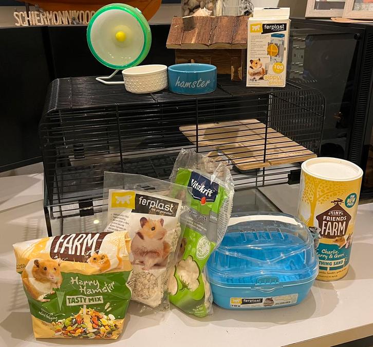 Hamsterkooi + bijbehorende, Dieren en Toebehoren, Knaagdieren en Konijnen | Hokken en Kooien, Gebruikt, Kooi, Minder dan 60 cm