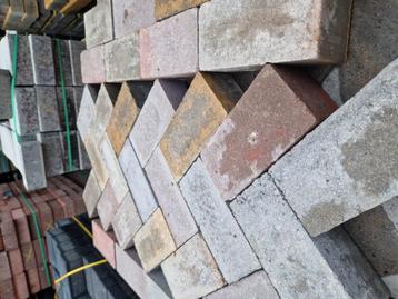 Betonklinker 8cm brons beschikbaar voor biedingen