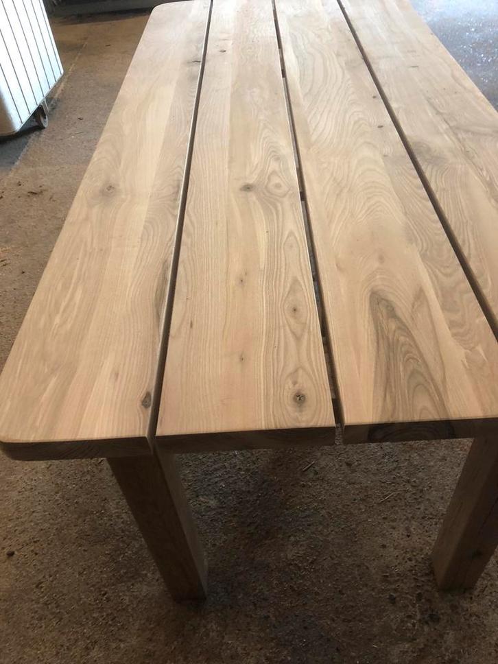 Tuin tafel massief eiken met eiken poten 1 op voorraad, Tuin en Terras, Tuintafels, Nieuw, Hout, Ophalen
