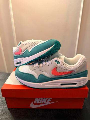 Nike air max 1 watermelon beschikbaar voor biedingen