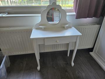 make up tafel - kaptafel meisje - kind beschikbaar voor biedingen
