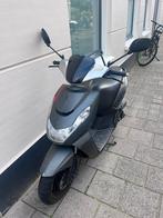 Peugot kisbee rs, Fietsen en Brommers, Scooters | Peugeot, Overige modellen, Ophalen of Verzenden, Zo goed als nieuw, Benzine