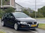 Volkswagen Passat 1.6 Businessline | Navigatie | Trekhaak |, Stof, Gebruikt, 4 cilinders, 700 kg
