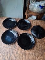 5 Vintage Arcoroc zwarte schelp bordjes tapas schaaltjes 80s, Antiek en Kunst, Ophalen of Verzenden