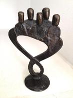 Bronze Sculptuur “ SAAMHORIGHEID “ van Corry Ammerlaan, Ophalen of Verzenden