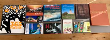 Diverse boeken, geschiedenis, reizen, prentenboek beschikbaar voor biedingen