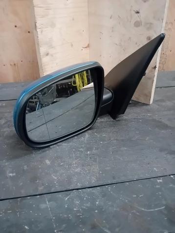 Linker buitenspiegel voor een Kia Cee'd bj.2011  beschikbaar voor biedingen