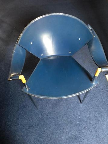 Italiaanse jacauro vintage stoel beschikbaar voor biedingen