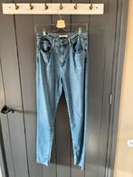 Spijkerbroek van Levi’s, Kleding | Dames, Spijkerbroeken en Jeans, Zo goed als nieuw, W30 - W32 (confectie 38/40), Levi’s, Verzenden