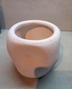 Ecru witte organische bloempot van keramiek, Binnen, Ophalen of Verzenden, Zo goed als nieuw, Overige vormen
