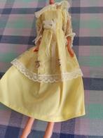 Vintage Barbie Jurk Geel Kant, Verzamelen, Poppen, Ophalen of Verzenden, Gebruikt