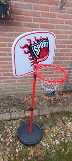 Basket, Ophalen, Zo goed als nieuw, Ring, Bord of Paal
