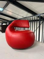Als nieuw Leolux Gisa Fauteuil rood leer Design draai stoel, Huis en Inrichting, Fauteuils, Leolux, Ophalen of Verzenden, Leer