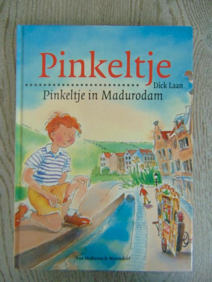 Pinkeltje in Madurodam - hardcover boek Dick Laan, Boeken, Kinderboeken | Jeugd | onder 10 jaar, Gelezen, Fictie algemeen, Ophalen of Verzenden