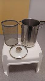 Aspergepan rvs  hoogte 22cm diameter 15 cm zie de foto,s, Huis en Inrichting, Keuken | Potten en Pannen, Ophalen of Verzenden