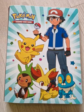 Mapje met Franse pokemonkaarten beschikbaar voor biedingen