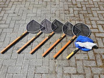  Set schepnetten beschikbaar voor biedingen