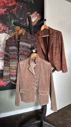 B Three blazers, Kleding | Dames, Jasjes, Kostuums en Pakken, Ophalen of Verzenden, Zo goed als nieuw, Maat 42/44 (L)