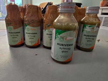 Murivenna Ayurvedische Kruidenolie beschikbaar voor biedingen