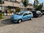 Citroën C3 1.1 I 2004 Blauw, Auto's, Voorwielaandrijving, 4 cilinders, Blauw, Origineel Nederlands