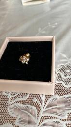 Clipoorbel avon nieuw., Ophalen of Verzenden, Goud, Oorbellen, Verguld