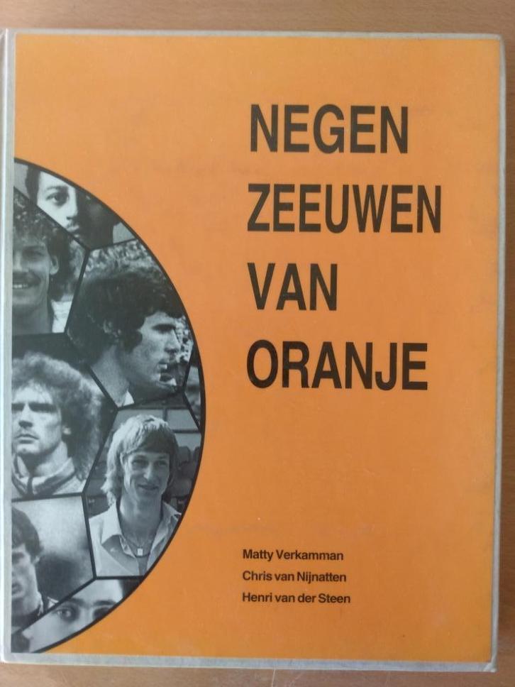 Boek Negen Zeeuwen van Oranje, Verzamelen, Sportartikelen en Voetbal, Zo goed als nieuw, Boek of Tijdschrift, NAC Breda, Ophalen of Verzenden