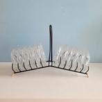 12 vintage glazen onderzetters in rekje, Ophalen of Verzenden, Zo goed als nieuw, Glas of Kopje