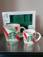 Starbucks Kerst Mokken Set + Ijsblokjesvorm, Huis en Inrichting, Ophalen of Verzenden, Zo goed als nieuw