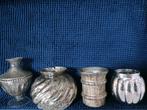 4 st armeluis zilverkleurige vaasjes, , Huis en Inrichting, Ophalen, Overige kleuren, Aardewerk of Porselein, Minder dan 50 cm