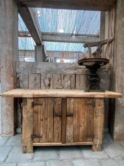Stoer landelijke kast badkamermeubel werkbank dressoir, Antiek en Kunst, Antiek | Meubels | Kasten, Ophalen
