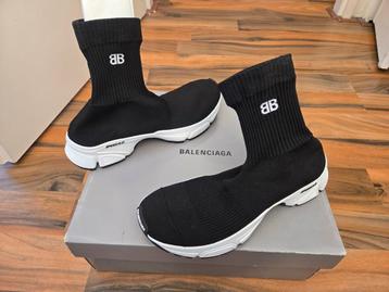 Balenciaga 42 nieuw soksneakers nieuw €999 nu €249 Gucci LVT beschikbaar voor biedingen