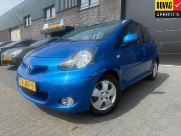 Toyota Aygo 1.0-12V Dynamic Blue | 12MND GARANTIE | NIEUWE A beschikbaar voor biedingen