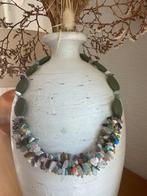Ketting met grote groene lava kralen en strengen chips, Nieuw, Ophalen of Verzenden, Steen of Mineraal, Met edelsteen