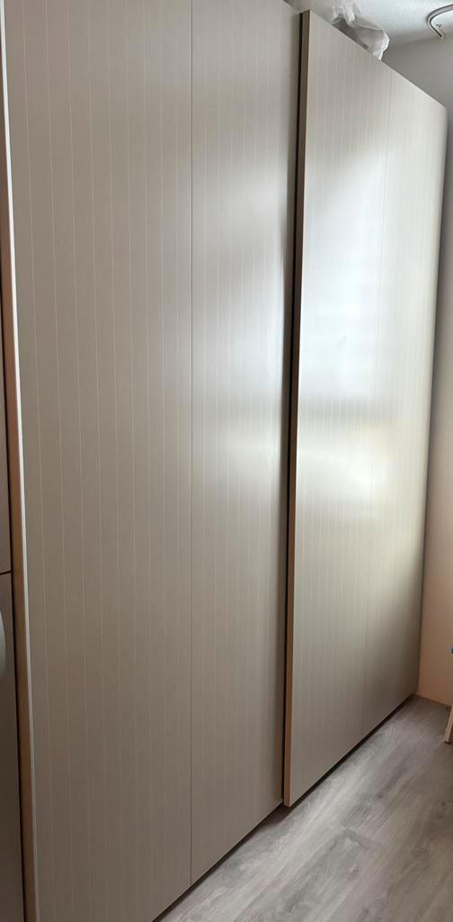 2 Ikea Pax kasten basis met schuifdeuren, Huis en Inrichting, Kasten | Kledingkasten, Gebruikt, 200 cm of meer, 200 cm of meer