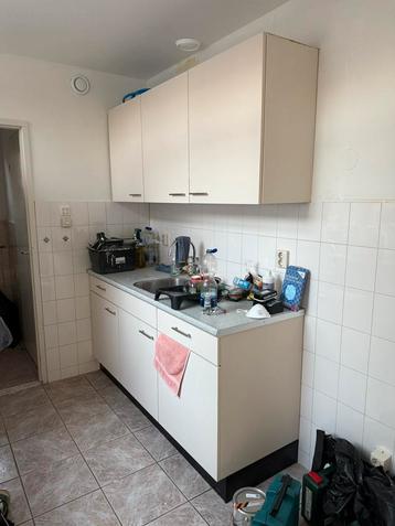 Keller keuken | keukenblok | 2013, niet intensief gebruikt beschikbaar voor biedingen