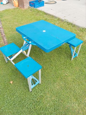 2x Camping Kinder Picknick tafels. Licht gewicht inklapbaar  beschikbaar voor biedingen