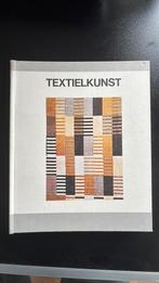 Textielkunst - Houtzager van Wijngaarden, Mireille, Ophalen of Verzenden, Zo goed als nieuw