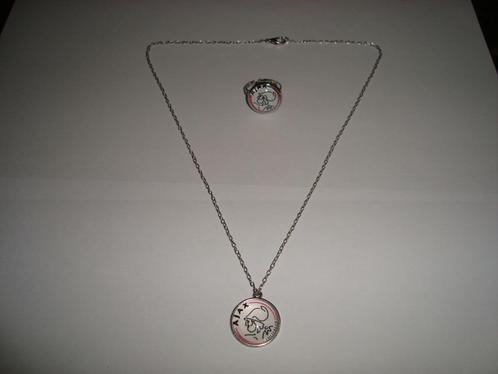 Prachtige kadoset AJAX Halsketting + Ring € 14,95, Verzamelen, Sportartikelen en Voetbal, Nieuw, Ajax, Verzenden
